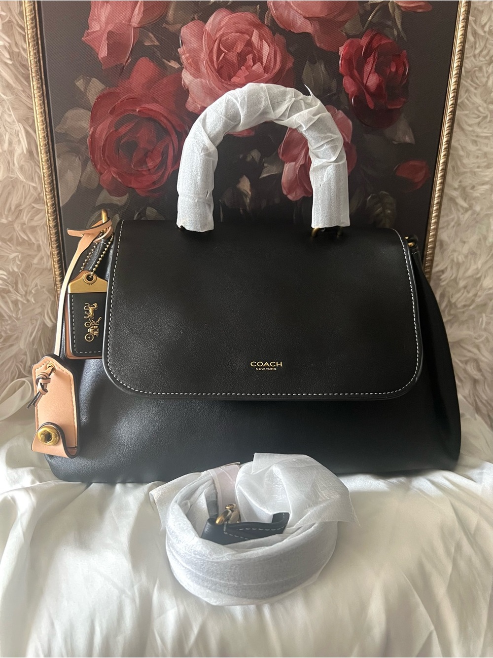 🖤Luxury Fashion Black Leather Satchel with Tan Accent and Gold Hardware🖤 - Picture 5 of 12